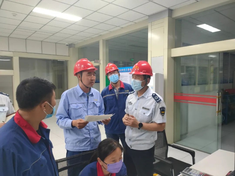 东营市应急局五一期间持续开展安全生产督察暗访 筑牢劳动防护安全防线